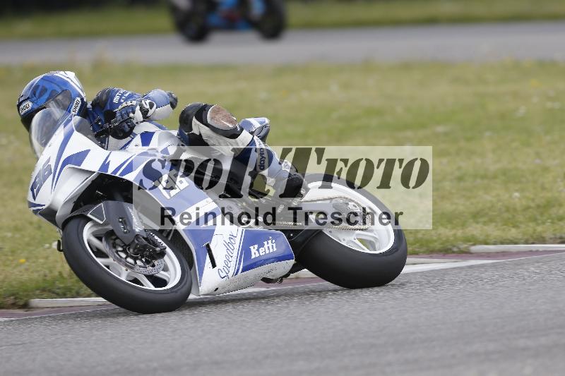 /09 19.04.2026  Caremotion get faster ADR/Gruppe rot/196